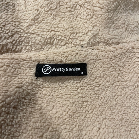 Reversible Long Vest - Picture 3 of 4